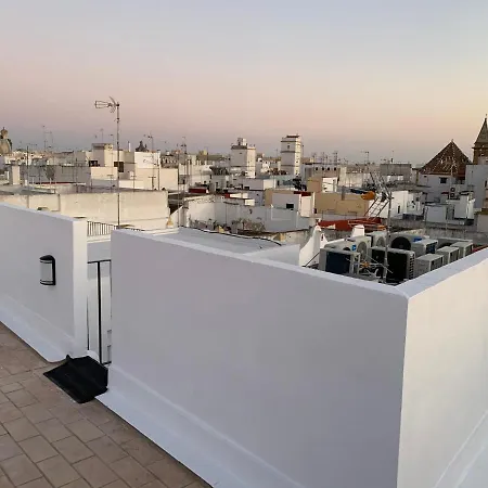 Apartment Atico Terraza Centro Ascensor Playa De La Caleta Cadiz
