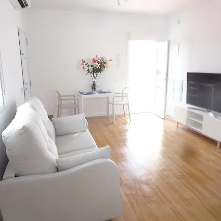 Atico Terraza Centro Ascensor Playa De La Caleta Cadiz