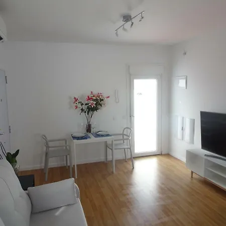 Atico Terraza Centro Ascensor Playa De La Caleta * 加的斯