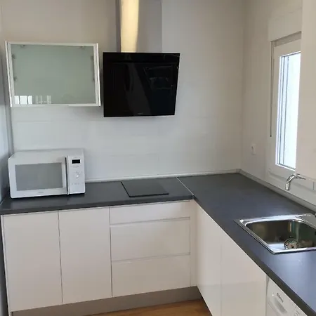 Atico Terraza Centro Ascensor Playa De La Caleta 公寓