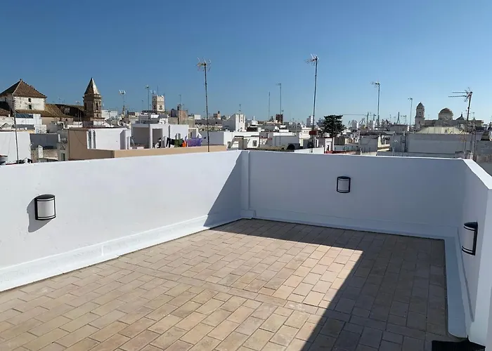 Atico Terraza Centro Ascensor Playa De La Caleta Cádiz