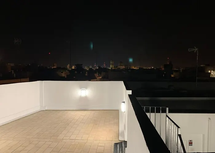 Apartamento Atico Terraza Centro Ascensor Playa De La Caleta Cádiz